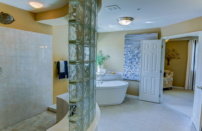 Best Bathroom Renovation Contractors in Rockledge, FL